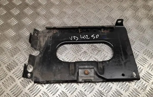 Volkswagen Multivan T6 Battery tray 7E0804781