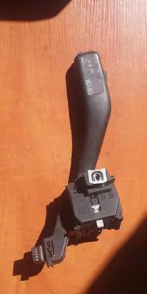Volkswagen Golf V Indicator stalk 61669