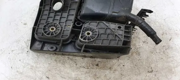 Volkswagen Golf Plus Fuse box cover 1K907361B
