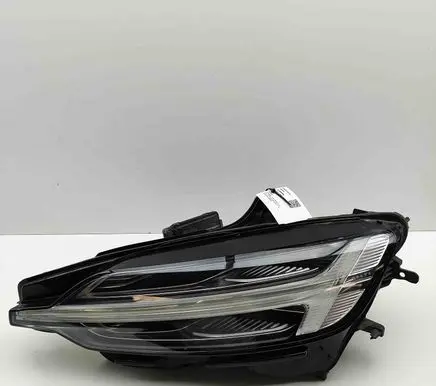 Volvo V60 Headlight/headlamp 31656893