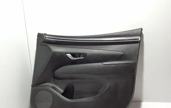 Hyundai Tucson TL Front door card panel trim 82740N7000