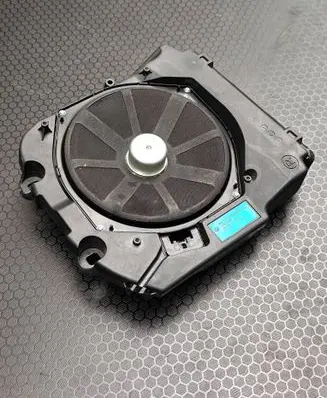 BMW 6 F12 F13 Subwoofer speaker 9169686 65139169686