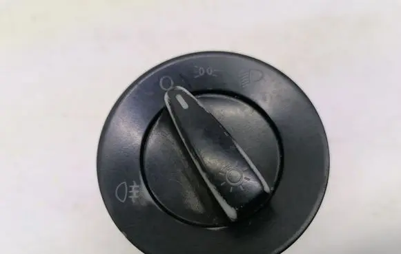 Volkswagen PASSAT B5 Light switch BK71C0941531 04052030