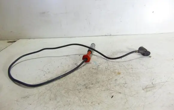 Mercedes-Benz E W124 Ignition plug leads 0001567310