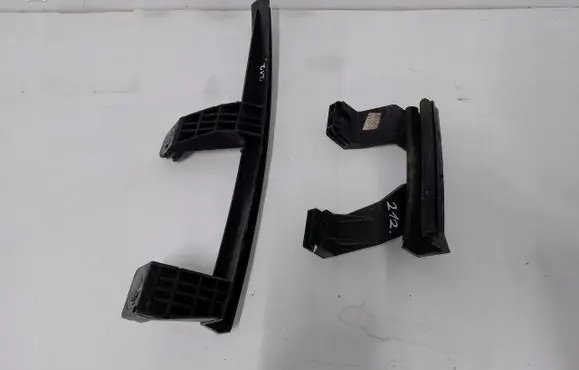 Citroen DS5 Sliding door upper top rail 9670916280