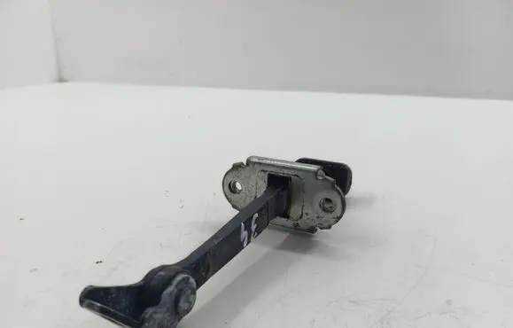 Honda CR-V Rear door check strap stopper