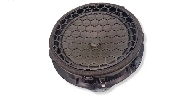 Audi A3 S3 8V Front door speaker 8V0035415