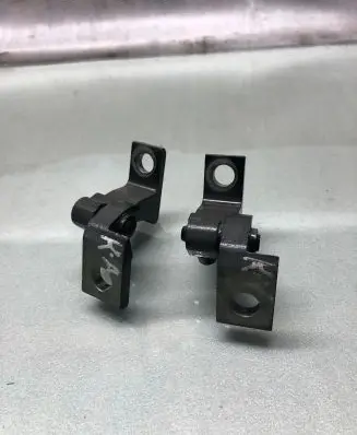 Volkswagen Taigo Front door hinge set 8x0831433e