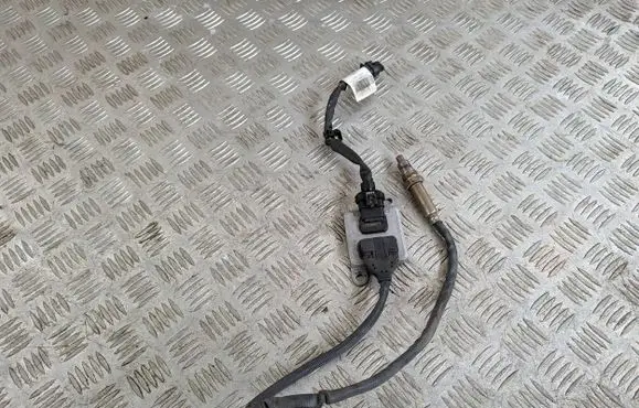 Mercedes-Benz C W205 Lambda probe sensor A009051512