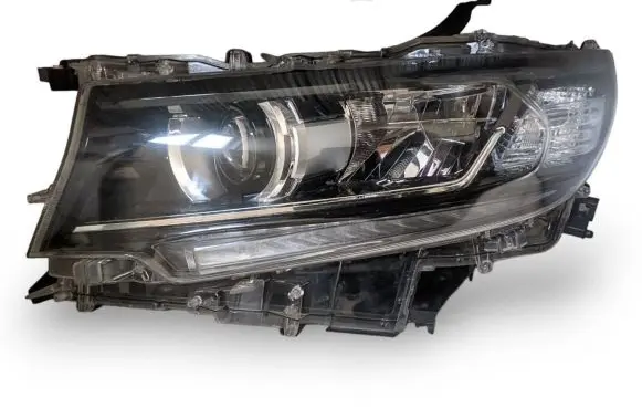 Toyota Land Cruiser (J150) Headlight/headlamp 8118560N20