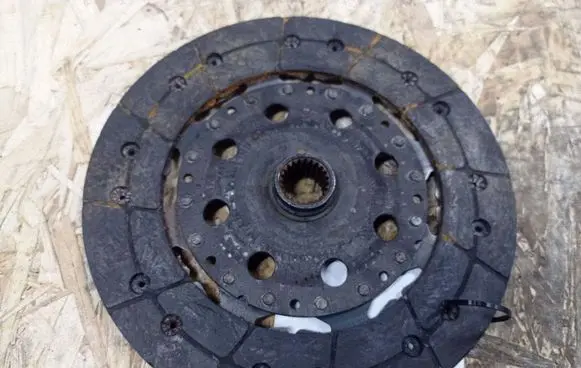 Hyundai Tucson JM Clutch pressure plate 324048710 LUK