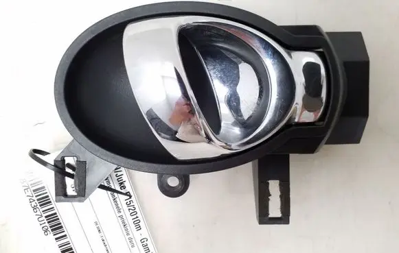 Nissan Juke I F15 Front door interior handle 