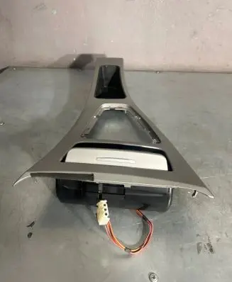BMW 3 E90 E91 Ashtray (front) 7078571 7129555