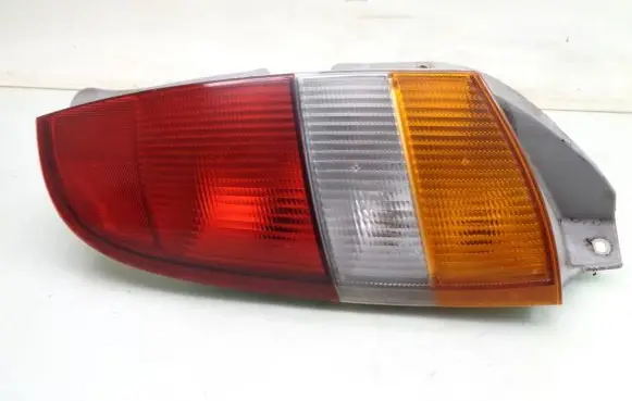 Hyundai Lantra I Rear/tail lights