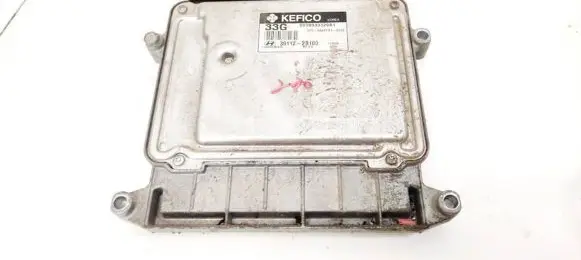 Hyundai i30 Engine control unit/module 391122B100 39112-2B100