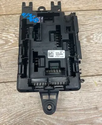 BMW 3 GT F34 Fuse module 925946603