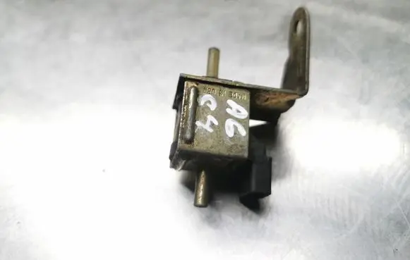 Audi A6 S6 C4 4A Turbo solenoid valve