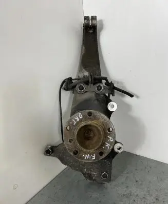 BMW 5 F10 F11 Front wheel hub