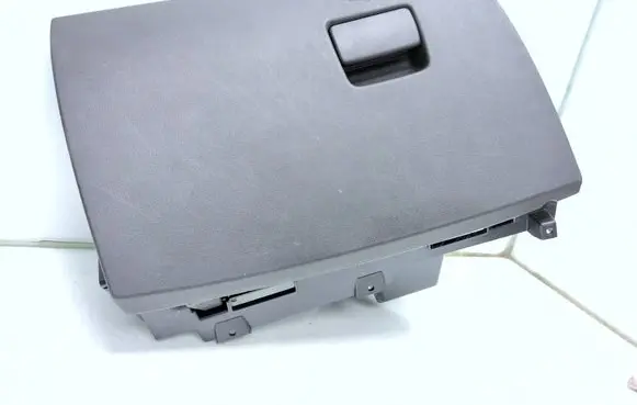 Opel Grandland X Glove box YP00082777 YP00102477 YP00101177