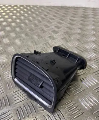Volkswagen Golf VI Dashboard side air vent grill/cover trim 5K0819710D 1K0819710 5K0819704