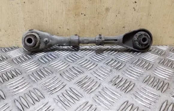 Peugeot 3008 I Rear control arm