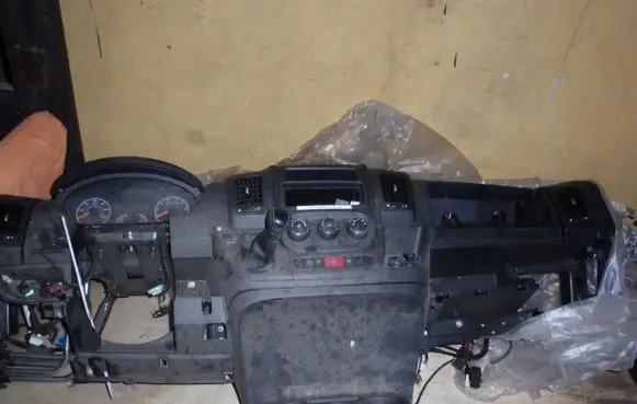 Dodge RAM Dashboard 1478523