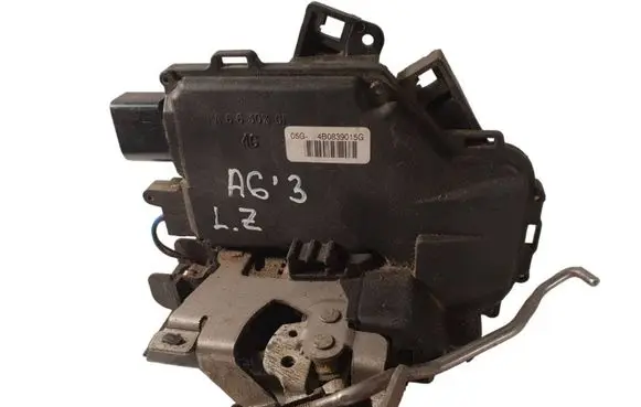 Audi A6 S6 C5 4B Rear door lock 4B0839015G