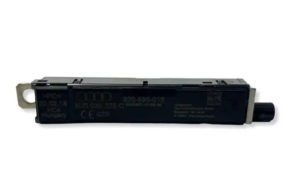 Audi Q3 8U Aerial antenna amplifier 8U0035225C