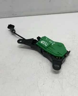 KIA Ceed Fuel tank cap lock motor A62005H28