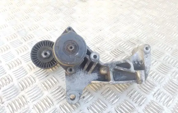 Volkswagen Transporter - Caravelle T4 Alternator belt tensioner 074903143F