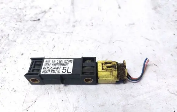Nissan Almera N16 Airbag deployment crash/impact sensor 98831BM740