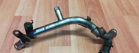 Renault Espace V (RFC) Engine coolant pipe/hose 140558292R