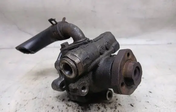 Volkswagen PASSAT B5 Power steering pump 1J0422154B