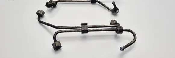 Volkswagen Golf IV Fuel injector supply line/pipe 