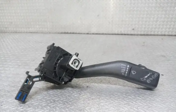 Volkswagen Golf V Wiper control stalk 1K0953519H