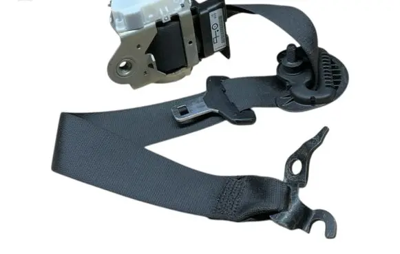 BMW X1 E84 Front seatbelt 34058427B S12991281014
