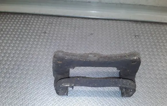 Subaru Impreza III Front Brake Caliper Pad/Carrier