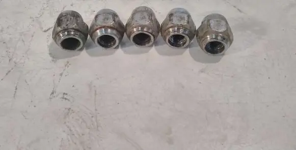 Nissan Primera Nuts/bolts 