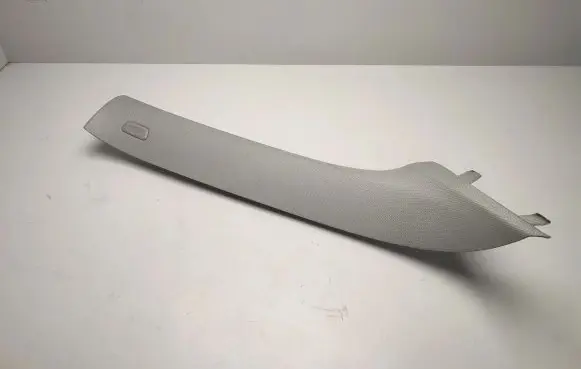 BMW X2 F39 (A) pillar trim 7426400