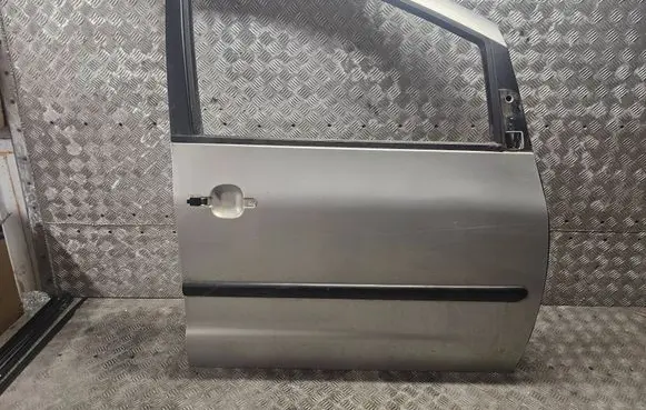 Seat Alhambra (Mk1) Front door