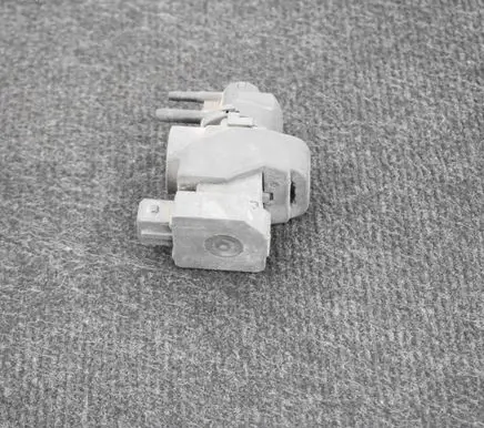 Nissan Note (E12) Turbo solenoid valve EV526
