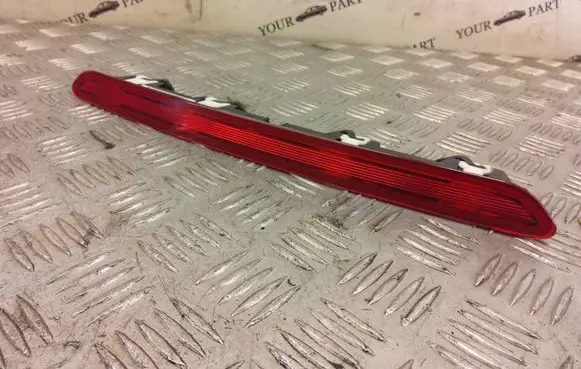 BMW 2 F22 F23 Third/center stoplight 7295345