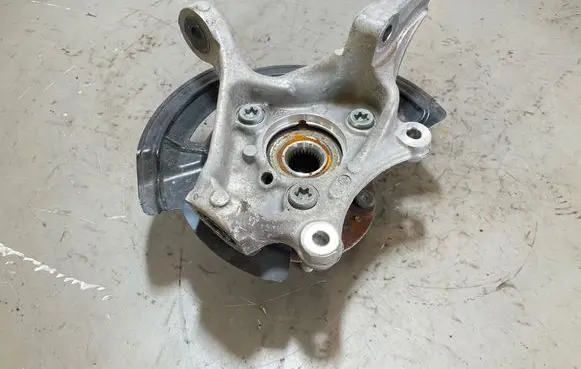KIA Niro Front wheel hub 11113