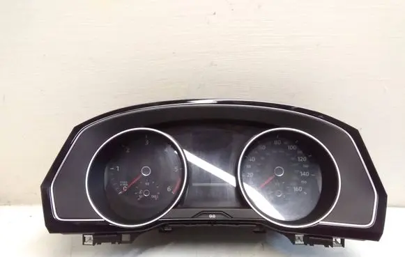 Volkswagen PASSAT B8 Speedometer (instrument cluster) 3G0920941A