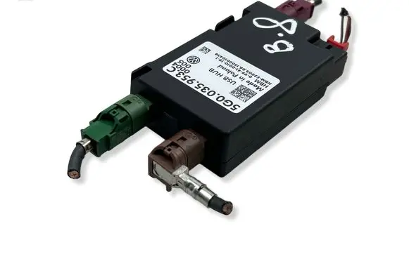 Volkswagen PASSAT B8 USB control unit 5G0035953C 099410010191 1500010438