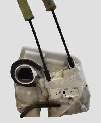 Mazda 6 Front door lock 8D09B0480