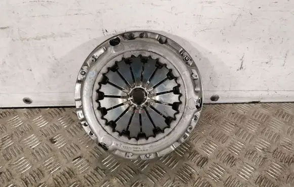 Toyota C-HR I Clutch set kit 8E24 12371