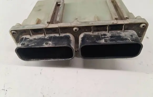 Opel Zafira A Fan control module 24462346 15408375