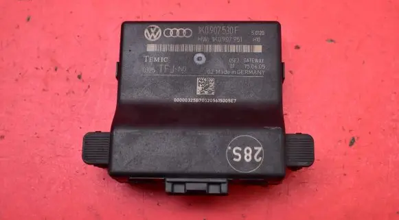 Volkswagen Touran I Engine control unit/module ECU 1K0907530F