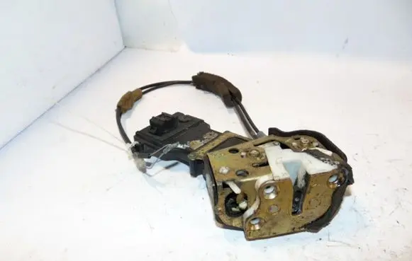 Mazda 6 Rear door lock GJ6A72310G